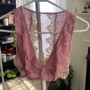 Victoria’s Secret lace bralette